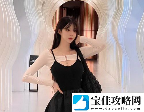 年轻女教师4免费观看，热议新剧角色变化，网友：剧情太吸引人了！