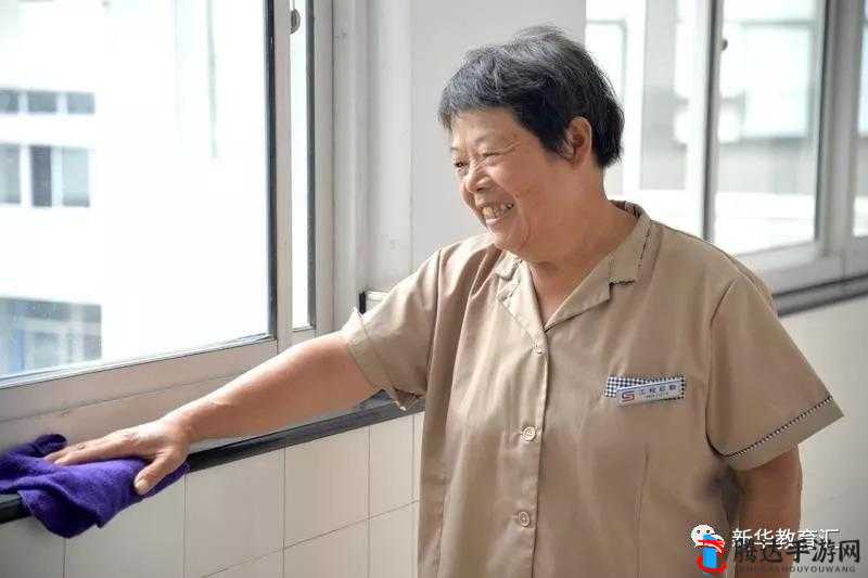重金雇佣保洁阿姨进入大学:为校园环境带来全新变革