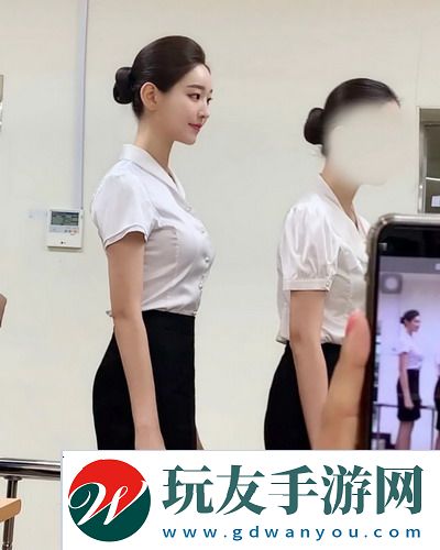 女方用嘴巴吃鸡后有什么症状，身体反应多样化，网友：真让人惊叹！