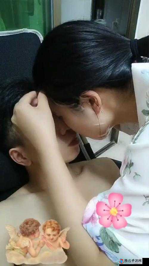 亲着面膜胸口及下部位的独特体验与感受
