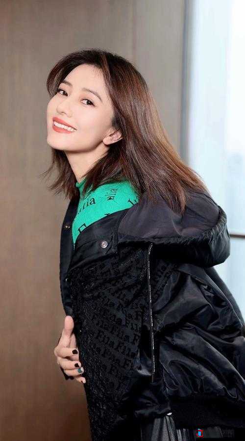 放荡不羁的女人：挑战传统观念的魅力