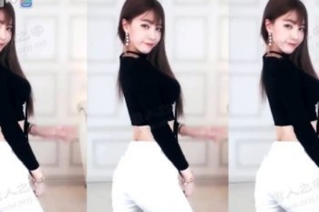 女被c黄扒衣服作文