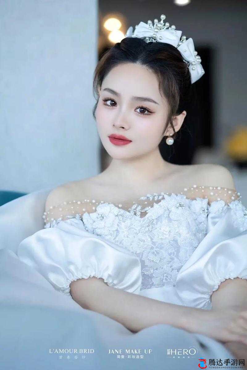 **丁 aPanHD?XXX:家庭与欲望的挣扎