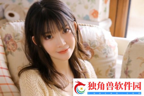 yeezy380蜜桃粉和白色：品牌力量与创新设计-呈现出独特的美学理念和舒适穿着感受