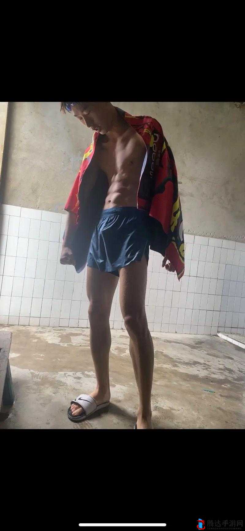 腹肌体育生放烟花全面展示:一场视觉盛宴的完美呈现