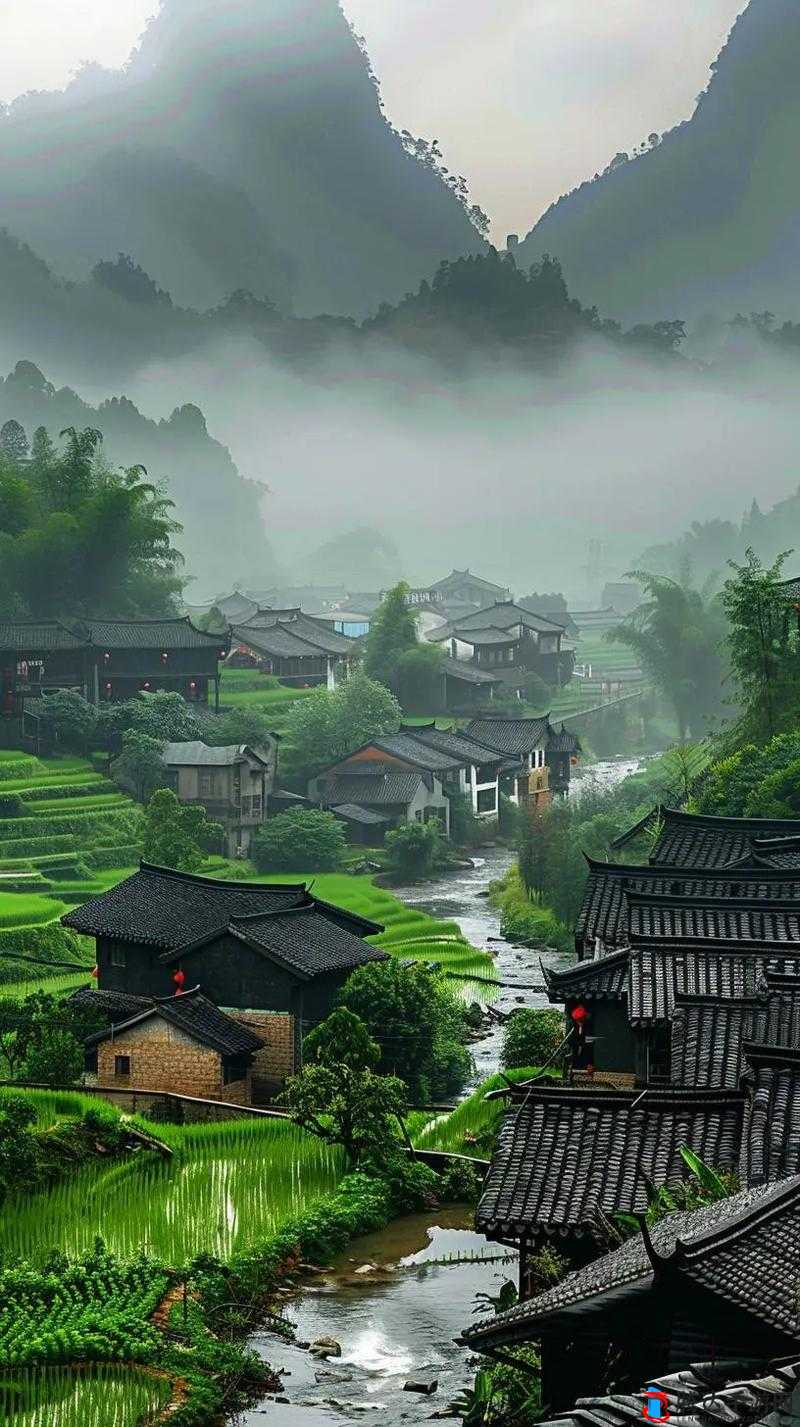 桃花洞口：溪水潺潺，如梦如幻