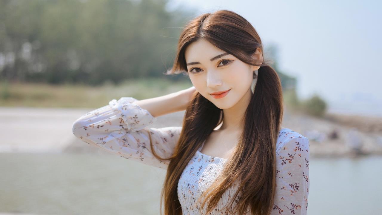DC题材手游，英雄集结的虚拟战场
