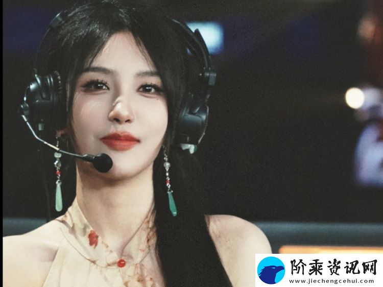 ALvsWE今日解说排班：王多多搭档Rita-主持人宸宇-周敢敢