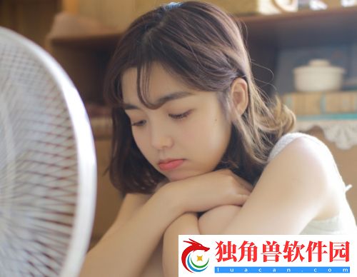 一面膜上边一面膜下边韩国免费：护肤的艺术与文化传承！